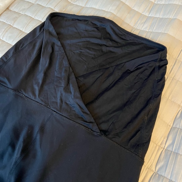 2 Pairs Over Belly Active Maternity Leggings by Ingrid & Isabel Black Med - Picture 9 of 9